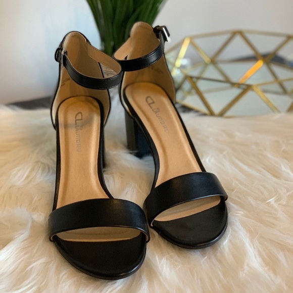 CL By LAUNDRY “CHINESE LAUNDRY” - Picture 1 of 5